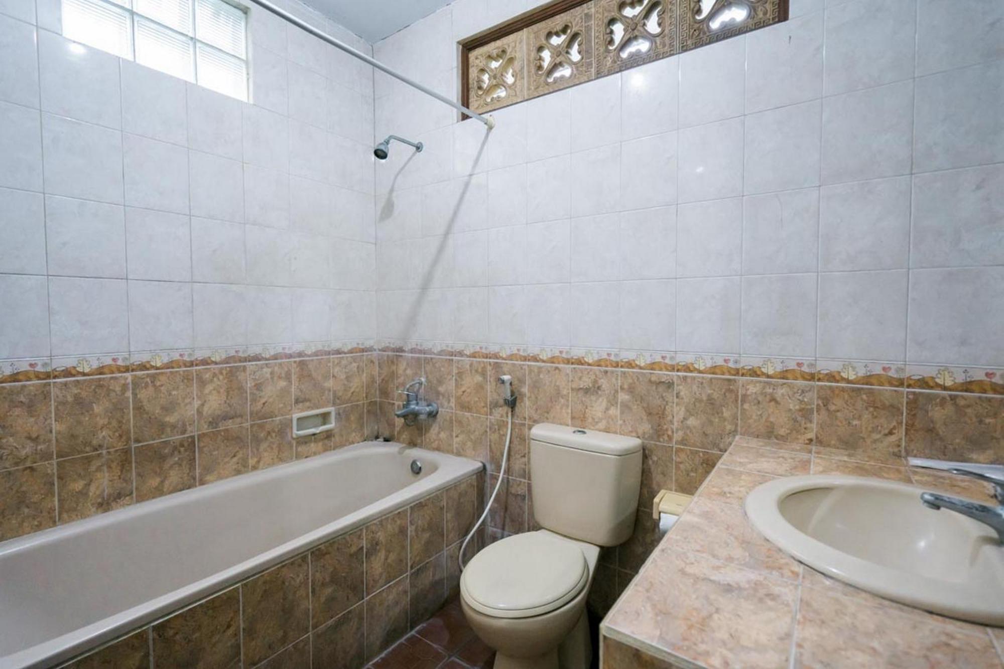 Urbanview Hotel Ananda Beach Sanur Dış mekan fotoğraf