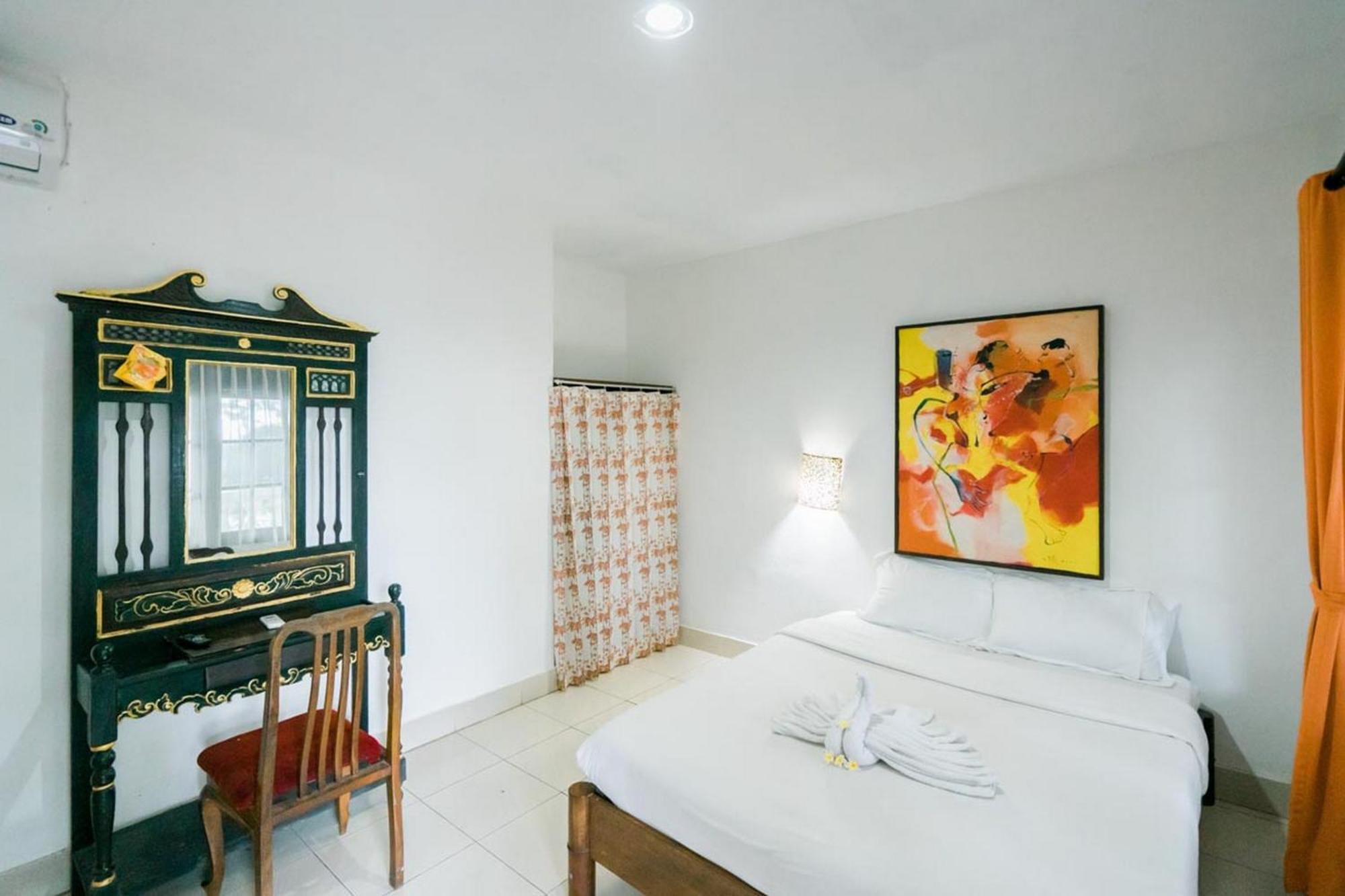 Urbanview Hotel Ananda Beach Sanur Dış mekan fotoğraf