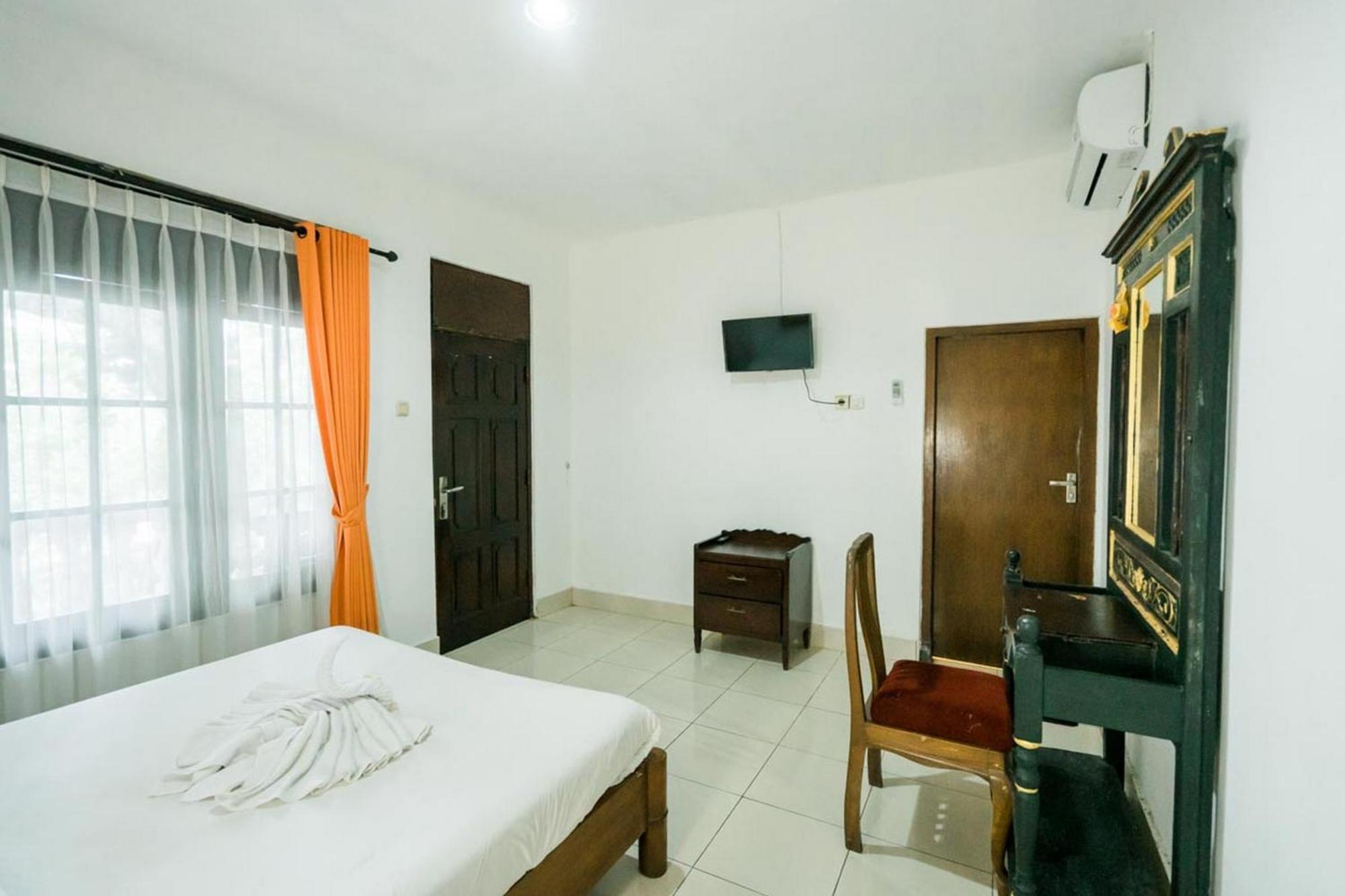 Urbanview Hotel Ananda Beach Sanur Dış mekan fotoğraf